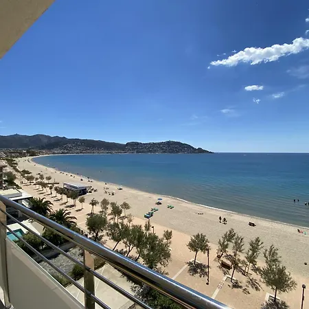 Miramar 44 Apartment