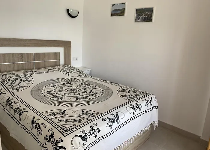 Miramar 44 דירה רוזס