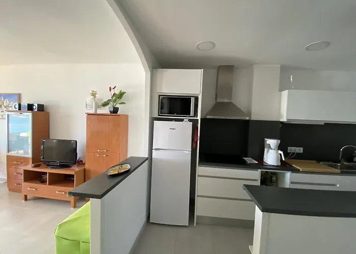 Miramar 44 דירה רוזס